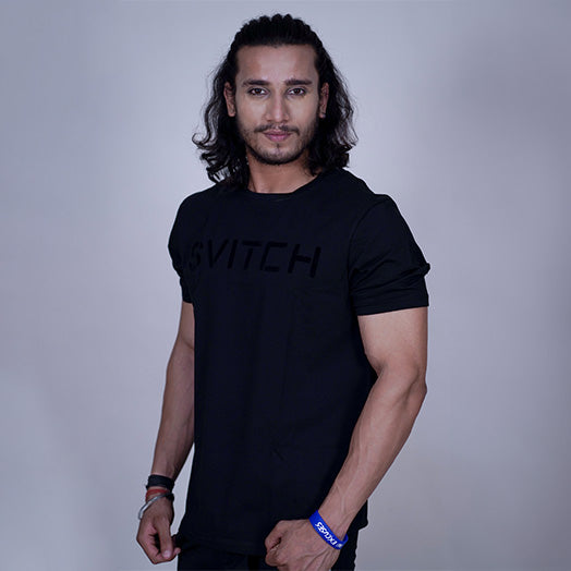 black t-shirt